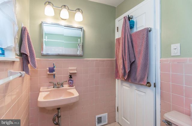 8617 ALICIA ST, Philadelphia, PA 19115