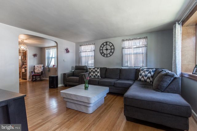 8617 ALICIA ST, Philadelphia, PA 19115