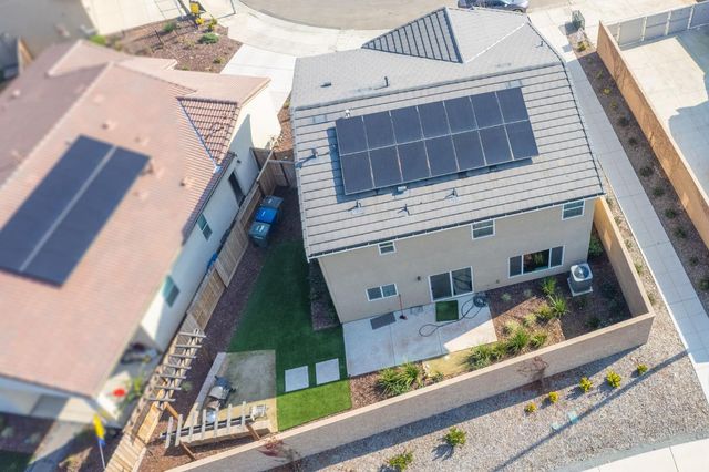 987 N Filbert Avenue, Fresno, CA 93727