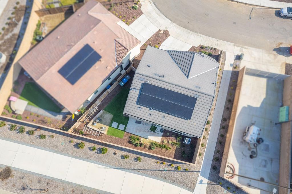 Image 30 of property listing at 987 N Filbert Avenue, Fresno, CA 93727