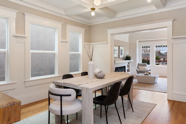 5914 Martin Luther King Jr Way, Oakland, CA 94609