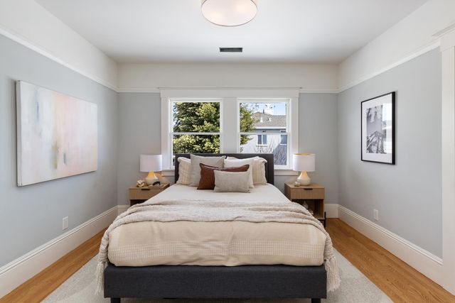 5914 Martin Luther King Jr Way, Oakland, CA 94609