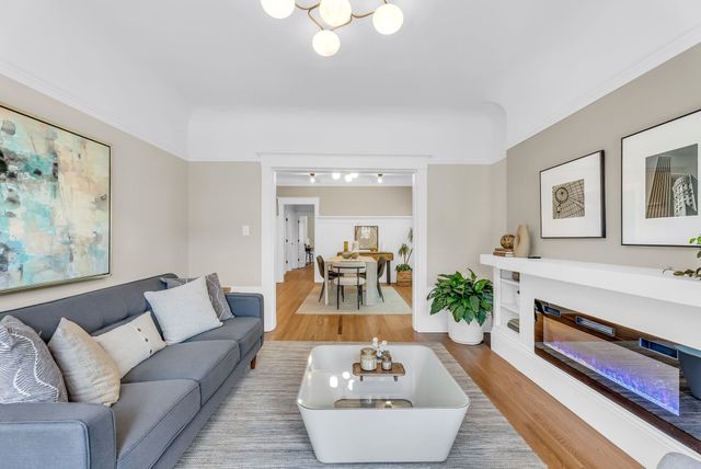 5914 Martin Luther King Jr Way, Oakland, CA 94609