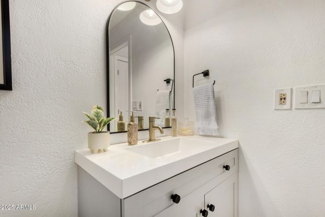 633 W SOUTHERN Avenue 1117, Tempe, AZ 85282