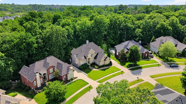 17036 Ashburton Dr, Louisville, KY 40245