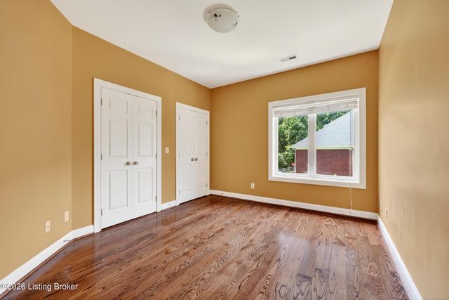 17036 Ashburton Dr, Louisville, KY 40245