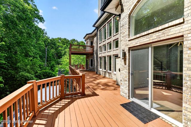 17036 Ashburton Dr, Louisville, KY 40245