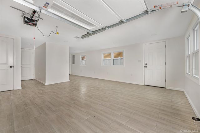 1043 Delaware Avenue, Island Park, NY 11558