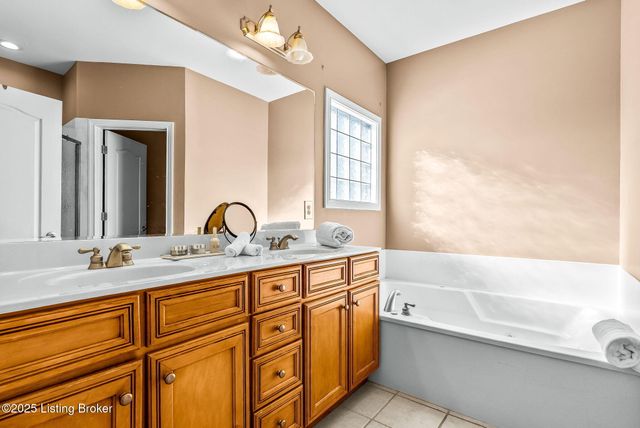 5101 Clare Cove, Buckner, KY 40010