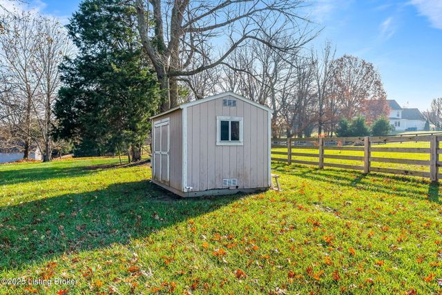 5101 Clare Cove, Buckner, KY 40010