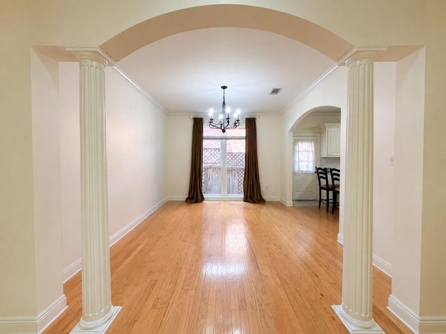 42 Acadian, Hattiesburg, MS 39402