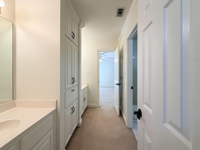 42 Acadian, Hattiesburg, MS 39402