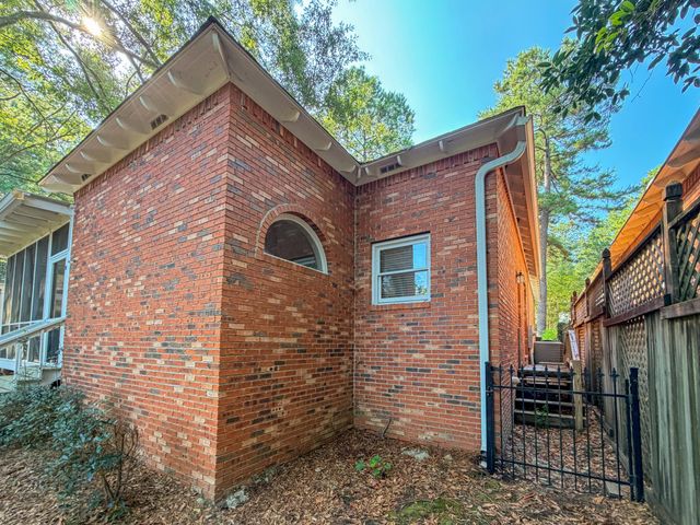42 Acadian, Hattiesburg, MS 39402