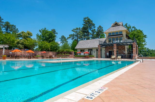 42 Acadian, Hattiesburg, MS 39402