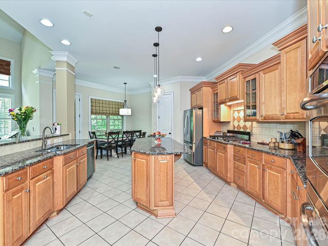 2325 Herrons Nest Place NW, Concord, NC 28027