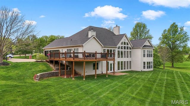 234 Cornwall Drive, Weldon Spring, MO 63304