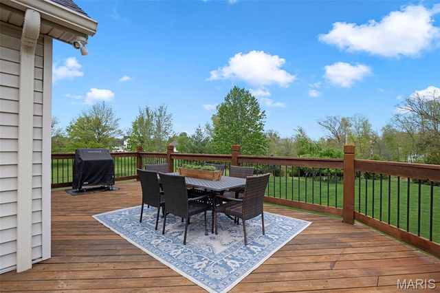 234 Cornwall Drive, Weldon Spring, MO 63304