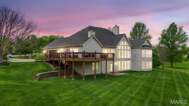 234 Cornwall Drive, Weldon Spring, MO 63304