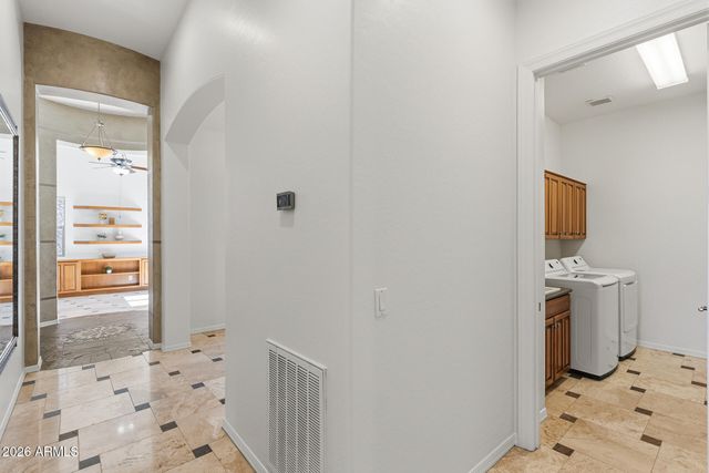 12926 W RED FOX Road, Peoria, AZ 85383