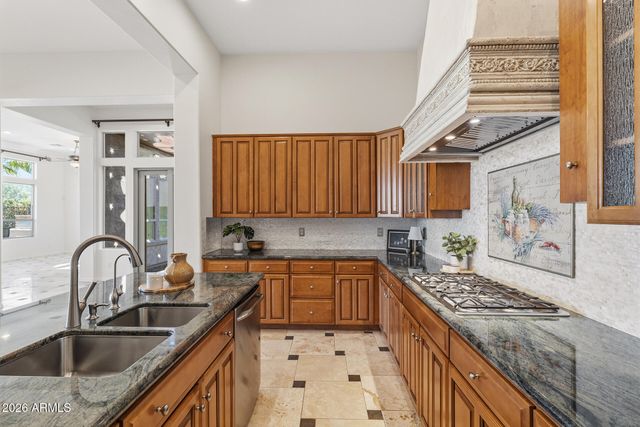 12926 W RED FOX Road, Peoria, AZ 85383