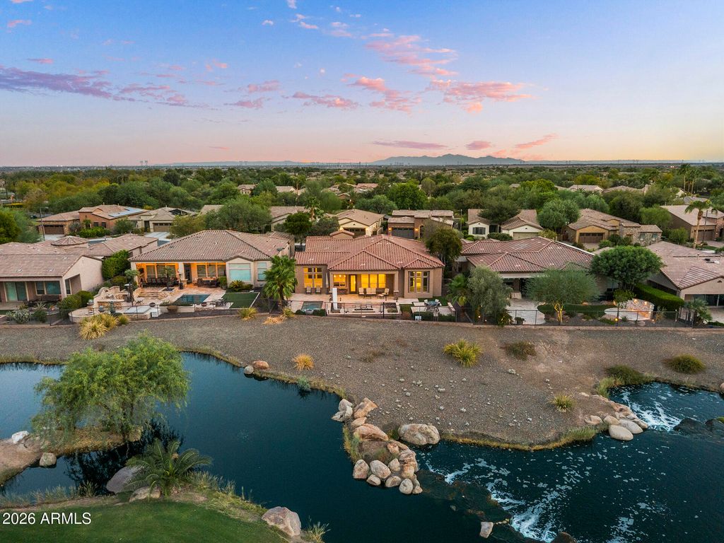 12926 W RED FOX Road, Peoria, AZ 85383 — photo 3