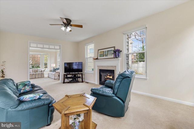 6753 EDGE CLIFF DR, Alexandria, VA 22315