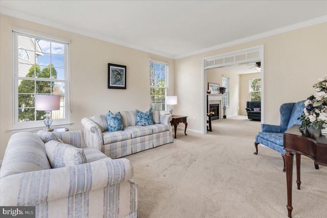 6753 EDGE CLIFF DR, Alexandria, VA 22315