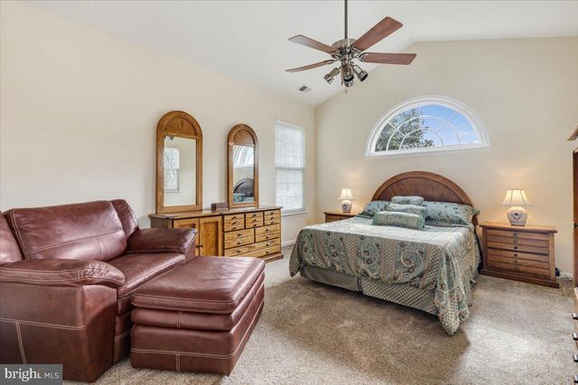 6753 EDGE CLIFF DR, Alexandria, VA 22315