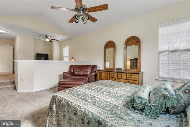 6753 EDGE CLIFF DR, Alexandria, VA 22315