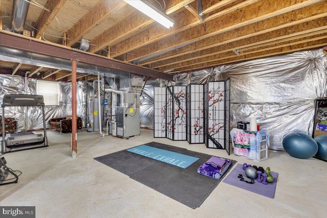 6753 EDGE CLIFF DR, Alexandria, VA 22315