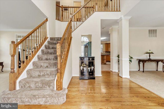 6753 EDGE CLIFF DR, Alexandria, VA 22315