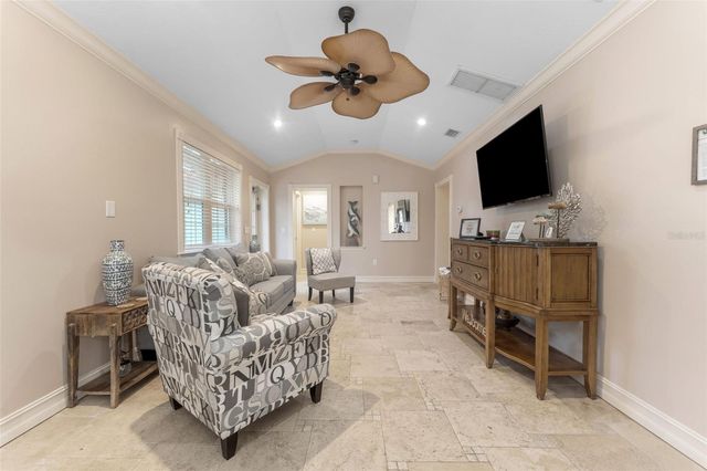 201 54TH STREET, Holmes Beach, FL 34217