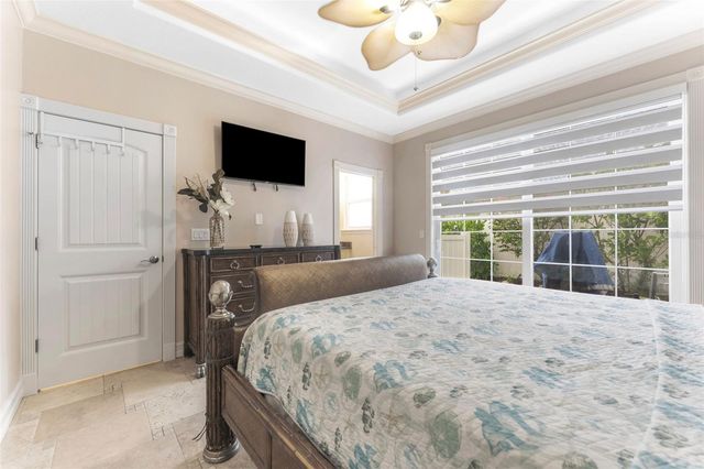 201 54TH STREET, Holmes Beach, FL 34217