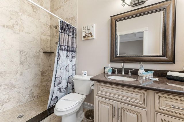 201 54TH STREET, Holmes Beach, FL 34217