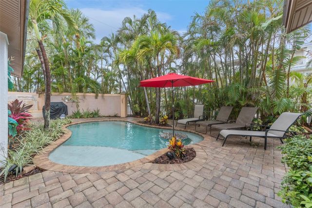 201 54TH STREET, Holmes Beach, FL 34217