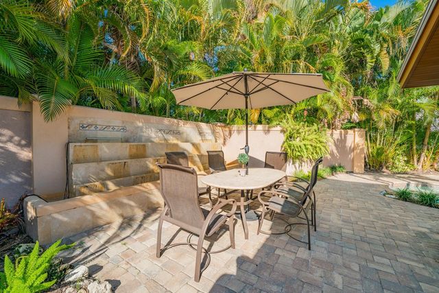 201 54TH STREET, Holmes Beach, FL 34217