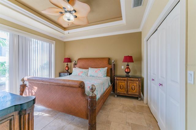 201 54TH STREET, Holmes Beach, FL 34217