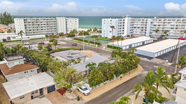 201 54TH STREET, Holmes Beach, FL 34217