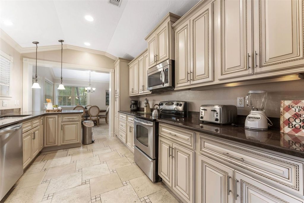 201 54TH STREET, HOLMES BEACH, FL 34217 — photo 5