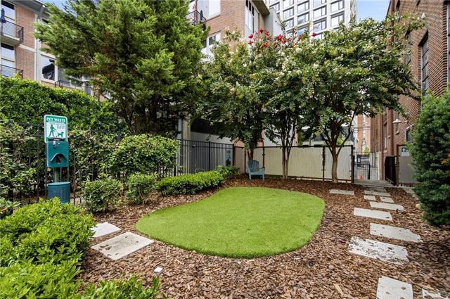 650 Glen Iris Drive NE 18, Atlanta, GA 30308