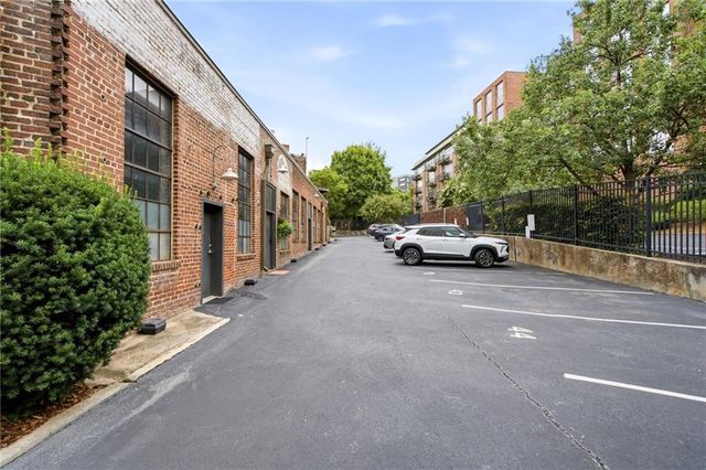 650 Glen Iris Drive NE 18, Atlanta, GA 30308