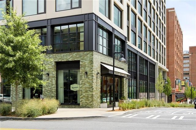 650 Glen Iris Drive NE 18, Atlanta, GA 30308