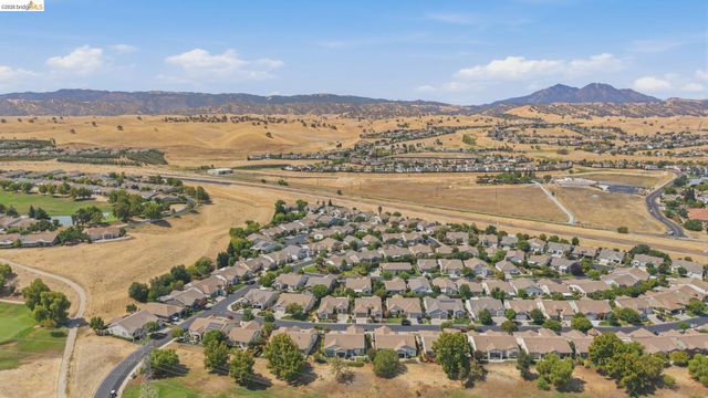 453 Tayberry, Brentwood, CA 94513