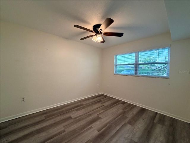 900 AVENUE Z SE C2, Winter Haven, FL 33880
