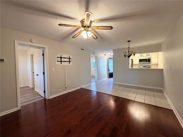 900 AVENUE Z SE C2, Winter Haven, FL 33880