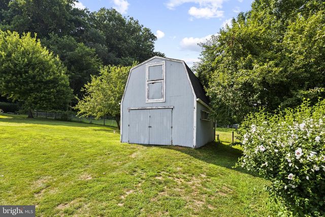 966 BUCK RD, Quarryville, PA 17566