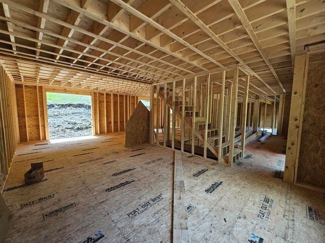 7 Shaw Road, Pittsfield, NH 03263