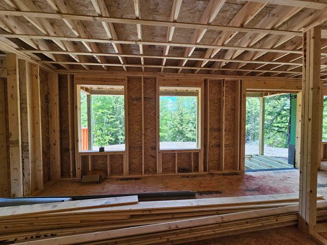 7 Shaw Road, Pittsfield, NH 03263