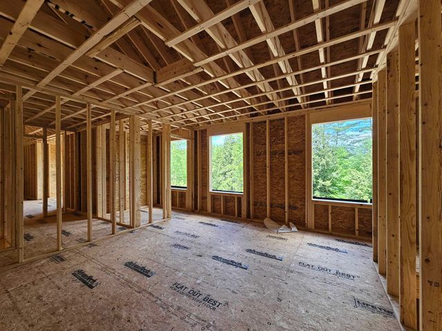 7 Shaw Road, Pittsfield, NH 03263