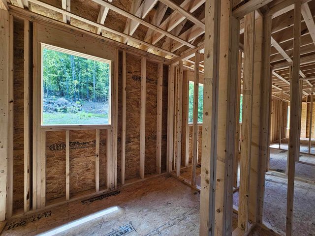 7 Shaw Road, Pittsfield, NH 03263